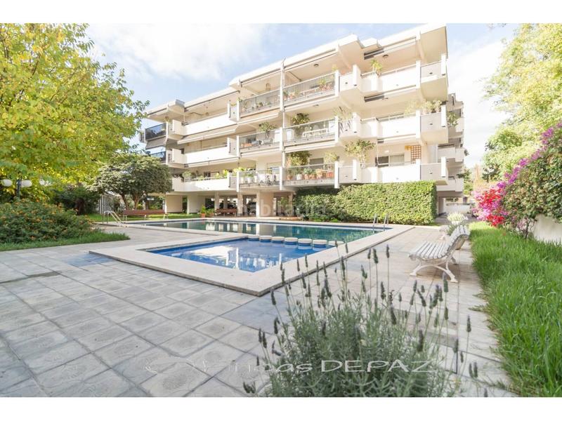 Foto 11245931-cb71-4b90-abb6-562ebf328b24. Attico con riscaldamento parcheggio piscina in Montmar Castelldefels