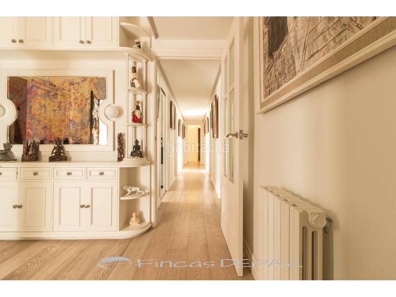 Foto 889eb367-be38-48c6-8874-180f06b57ed3. Attico con riscaldamento parcheggio piscina in Montmar Castelldefels