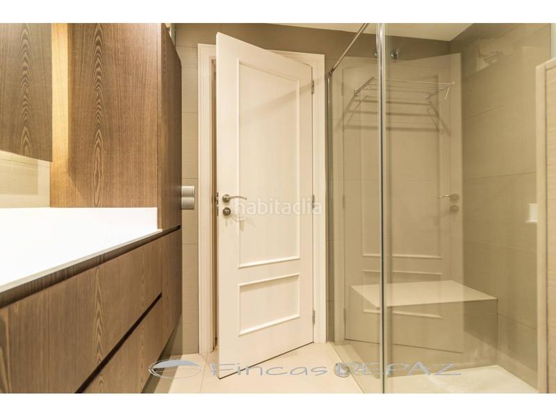 Foto a07906b0-b890-46d7-90f9-7b3a88bb642e. Attico con riscaldamento parcheggio piscina in Montmar Castelldefels