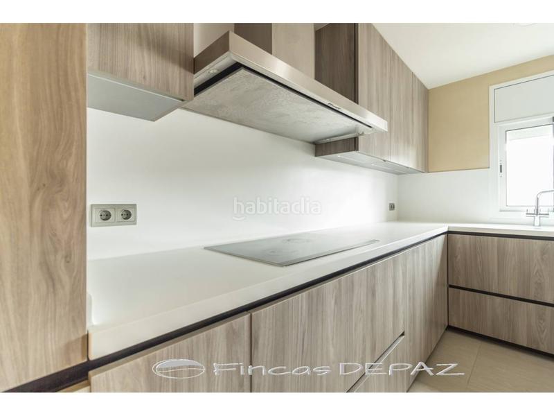 Foto f8846a10-2f36-4215-bdf2-555dafbad9c1. Attico con riscaldamento parcheggio piscina in Montmar Castelldefels