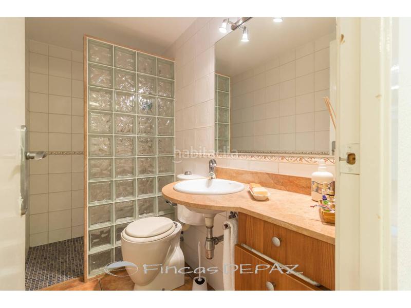 Foto 202ebfc2-a440-4a99-a2ea-e1d6fbf1c67f. Casa adossada amb calefacció aparcament a Can Bou Castelldefels