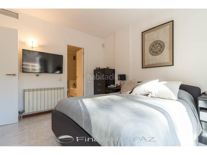 Foto 7350199b-54c1-4b88-aad3-ddfdb1ad9e4f. Casa adossada amb calefacció aparcament a Can Bou Castelldefels