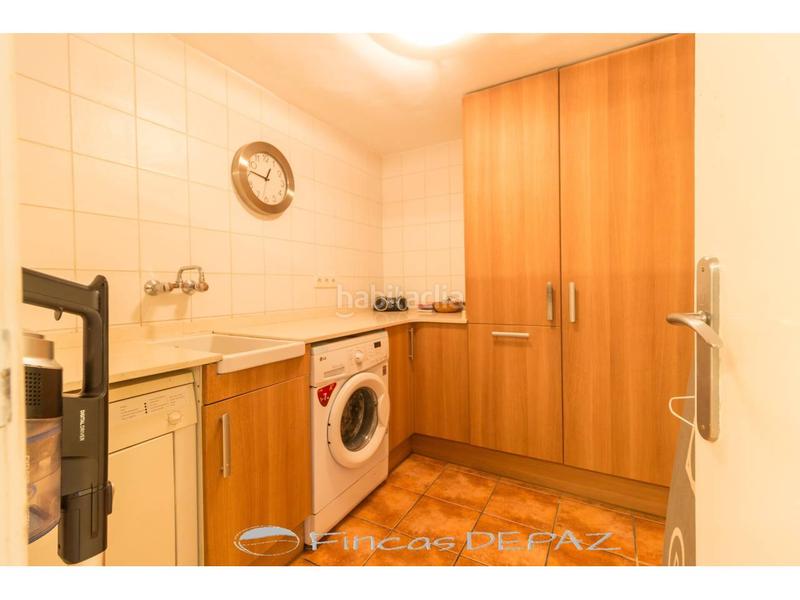 Foto 96fc34df-a5b9-4828-8d9e-0913bbfceee5. Casa adossada amb calefacció aparcament a Can Bou Castelldefels