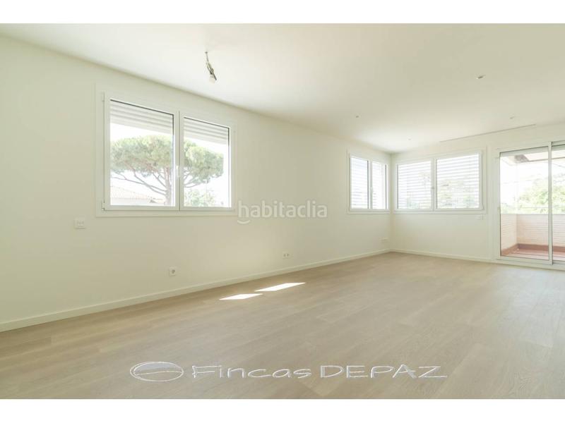 Foto 7f6117fa-dda0-4e8d-b1b2-2db45cdfdb62. Alquiler piso en marina 226 alquiler a estrenar playa en Castelldefels