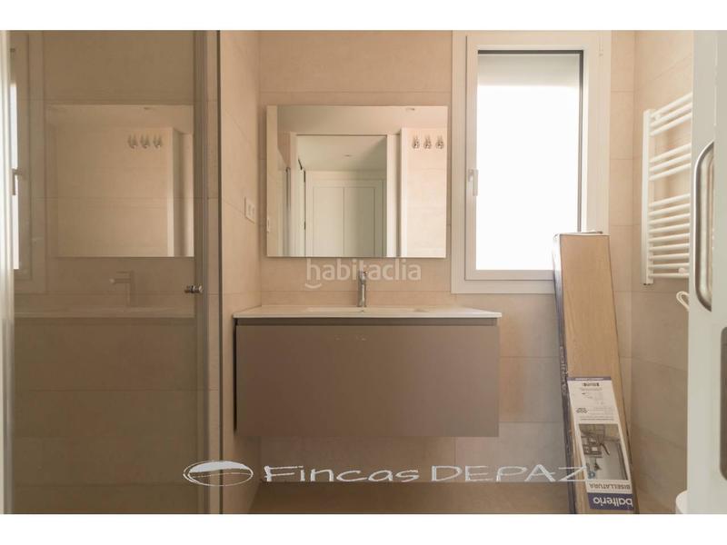 Foto 65bcaef1-f98f-4bbf-a6a7-ea0e41ce9780. Rent penthouse in marina 226 in Baixador Castelldefels