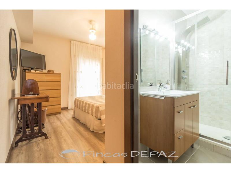 Foto 3779969f-6607-41ee-ad1d-ac8a7bcc57b9. Apartamento ático con terraza playa en Lluminetes Castelldefels