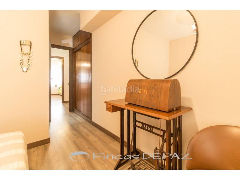 Foto f2bb9e1a-f3ef-4d17-9a10-a7b6d60dd91e. Apartamento ático con terraza playa en Lluminetes Castelldefels