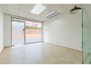 Locale commerciale in 310