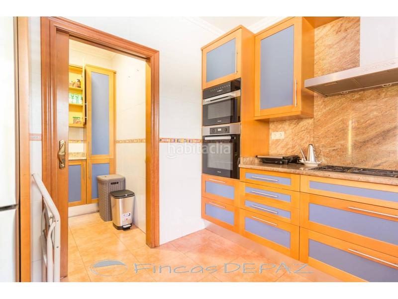 Foto 0a502ed3-e3de-42ae-bca3-024a3c0bdf6b. Chalet mit heizung parking pool in Lluminetes Castelldefels