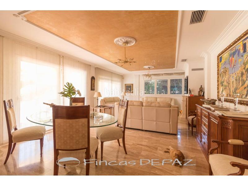 Foto 1006bd5d-7a51-400a-bce0-9de01402c2c5. Chalet mit heizung parking pool in Lluminetes Castelldefels