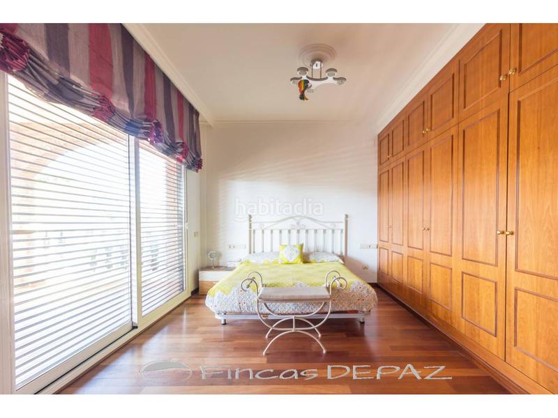 Foto 10a70900-ac29-475d-a775-28c57b905e19. Chalet mit heizung parking pool in Lluminetes Castelldefels