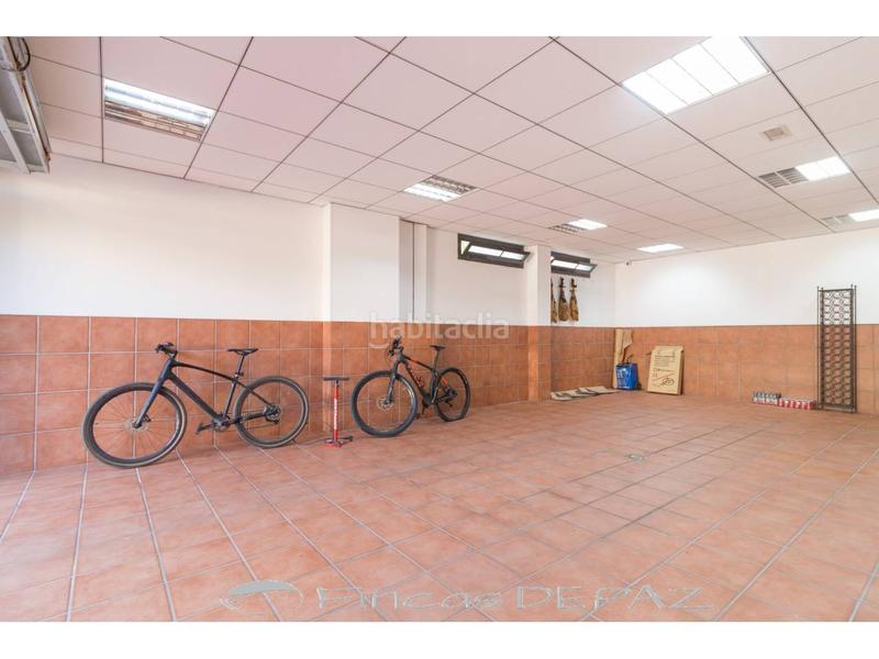 Foto 3104bb25-3c21-4b5e-94d2-2cbe7e7d6a2f. Chalet mit heizung parking pool in Lluminetes Castelldefels