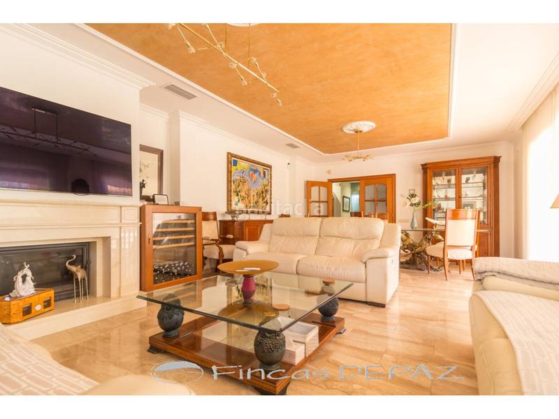 Foto 58b9cd14-4eb8-41e1-9912-8ae9612de79b. Chalet mit heizung parking pool in Lluminetes Castelldefels