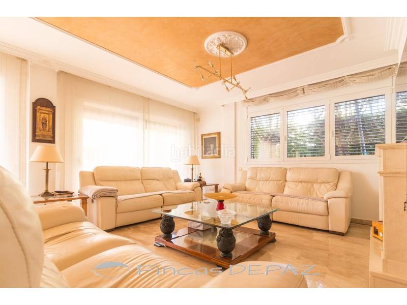 Foto 8721d1d7-0fa4-4915-b0f2-c48506b32f2a. Chalet mit heizung parking pool in Lluminetes Castelldefels