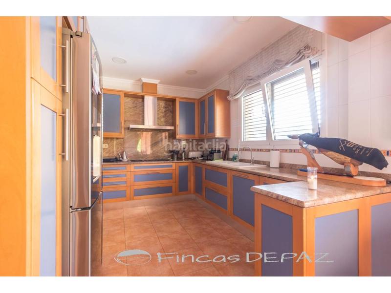 Foto f2ef55e1-848f-4c07-a454-29f79da5f5e7. Chalet mit heizung parking pool in Lluminetes Castelldefels