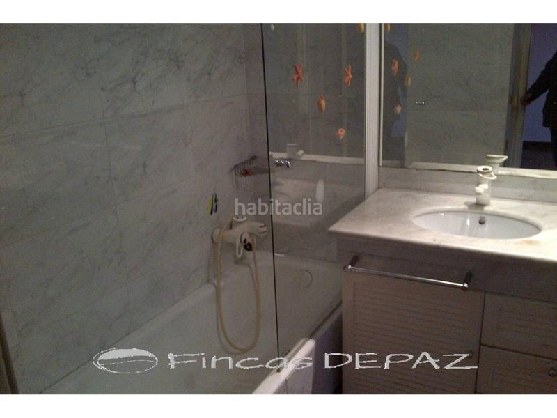 Foto ab62c668-9ced-47f8-996d-ee88d34ddf89. Casa adossada amb calefacció aparcament piscina a Gavà