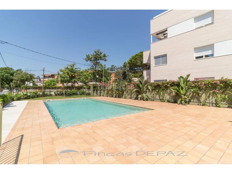 Foto fb5e1b4a-cf34-4b48-b882-9893675b8b72. Location appartement avec chauffage parking piscine dans Castelldefels