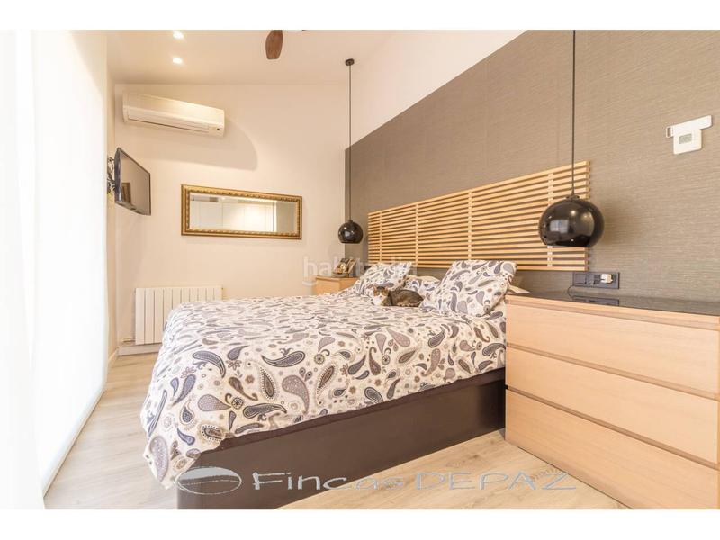 Foto 89345b6e-dfb4-497e-a94b-14e3a0f2f207. Chalet con riscaldamento parcheggio piscina in Montmar Castelldefels