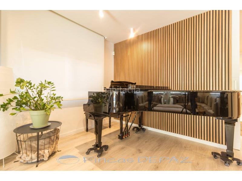 Foto a20620a0-fc74-4d73-ab3d-b0548fca6d60. Chalet con riscaldamento parcheggio piscina in Montmar Castelldefels