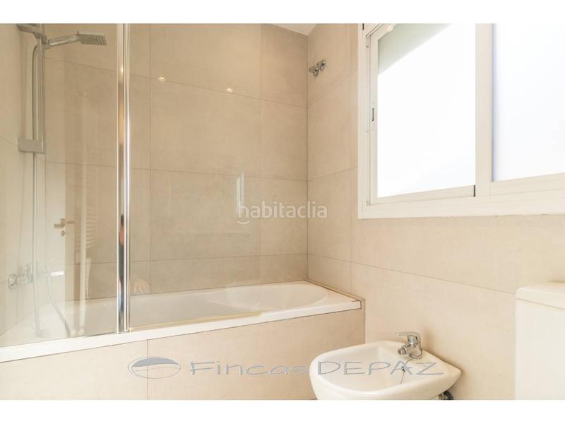 Foto a40dea95-d785-43d3-932c-ec8815f77272. Chalet con riscaldamento parcheggio piscina in Montmar Castelldefels