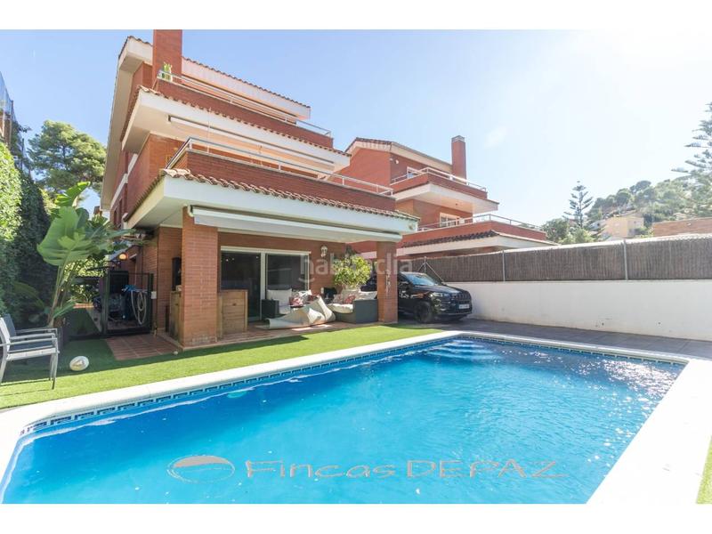 Foto e947b5a7-6143-4c5b-8bce-3421db28e3ea. Chalet con riscaldamento parcheggio piscina in Montmar Castelldefels