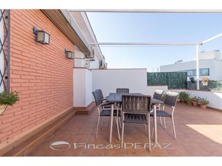 Pis a Lluminetes. Ático en con terraza llumitetes