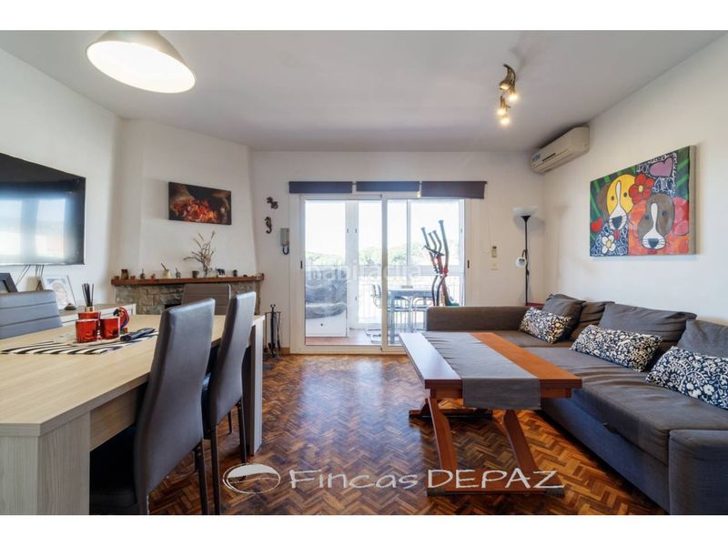 Foto 9b8e3acf-6ac5-44d3-9627-3c29c09b1202. Apartament amb calefacció aparcament piscina a Gava Mar Gavà