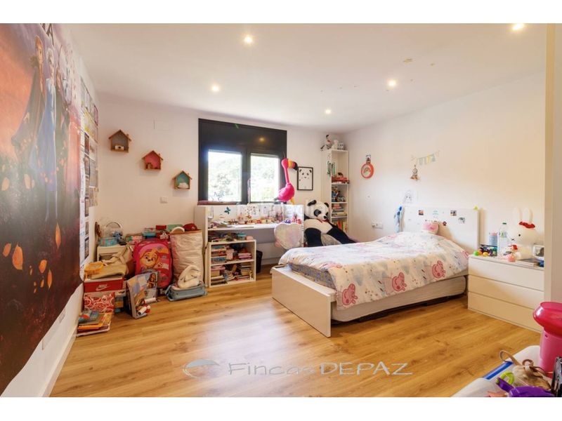 Foto 09eaf818-2cb4-4342-ab7f-4c3eb71677a7. Casa amb calefacció piscina a La Sentiu Gavà