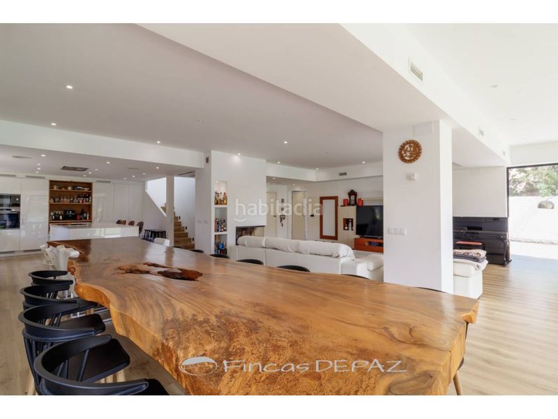 Foto 66c261d9-710e-4804-86d7-48b575e8346a. Casa amb calefacció piscina a La Sentiu Gavà