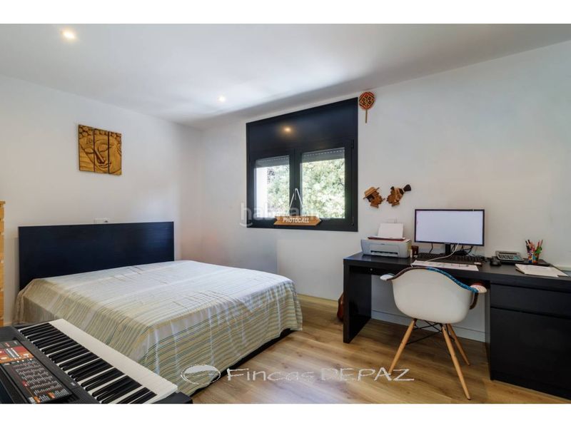 Foto ae09347c-caa0-450a-b486-4b2b381c3a06. Casa amb calefacció piscina a La Sentiu Gavà