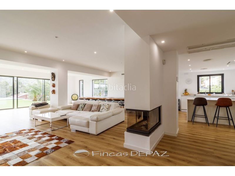 Foto bc39ae8c-5a78-460a-bfc0-d62397a27d7f. Casa amb calefacció piscina a La Sentiu Gavà