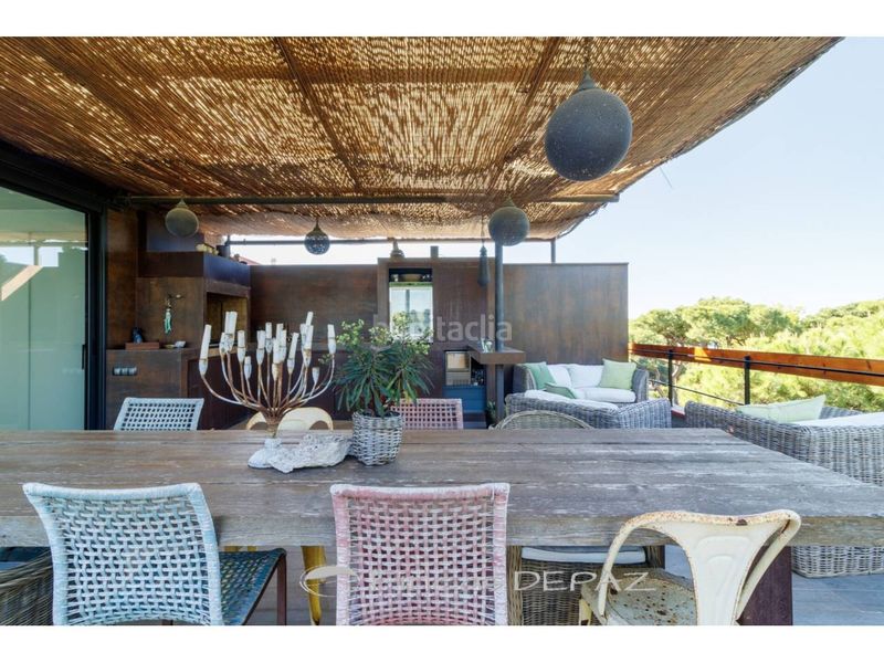 Foto 86d2e970-e7fa-404d-9374-a35adb095521. Àtic amb calefacció aparcament piscina a Gava Mar Gavà