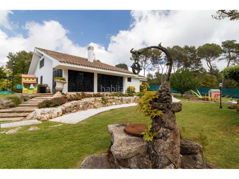 Foto 7e6357a8-c19e-4dd7-a7d8-a674cce27a59. Casa amb calefacció aparcament piscina a Begues