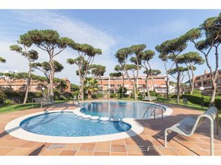 Casa a schiera in Gava Mar. Chalet adosado en gava mar