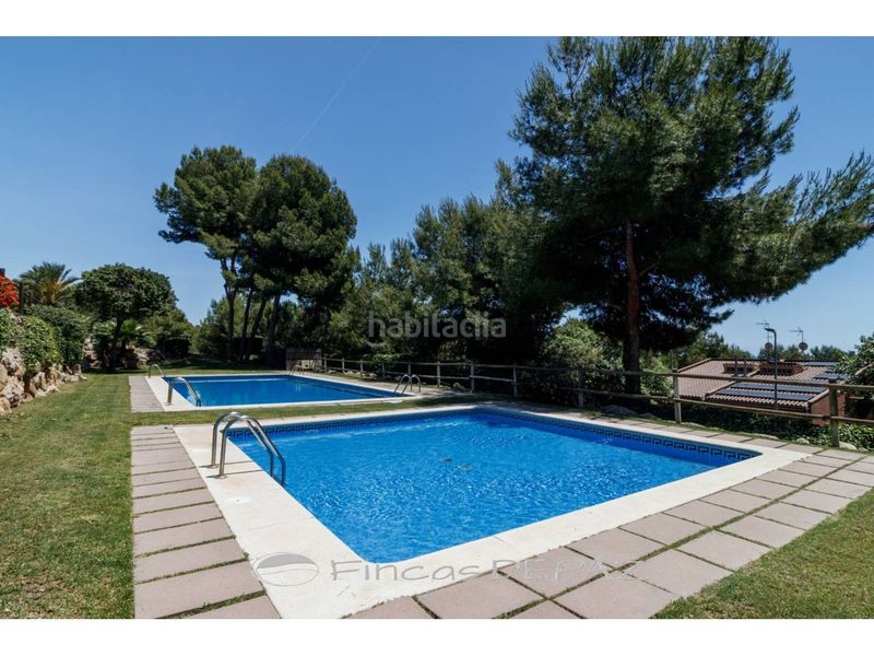 Foto 04f41c49-f444-4947-ac9e-ac21822d33e7. Xalet amb calefacció aparcament piscina a Can Roca Castelldefels