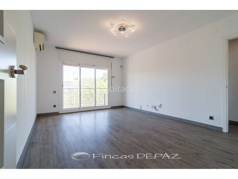 Foto 0ce8a9b2-37ac-4634-9410-866fada52ada. Àtic amb calefacció aparcament a Montmar Castelldefels