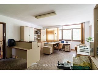 Büro in Santa Eulàlia. Oficinadespacho exterior en planta entresuelo en hospitalet sant