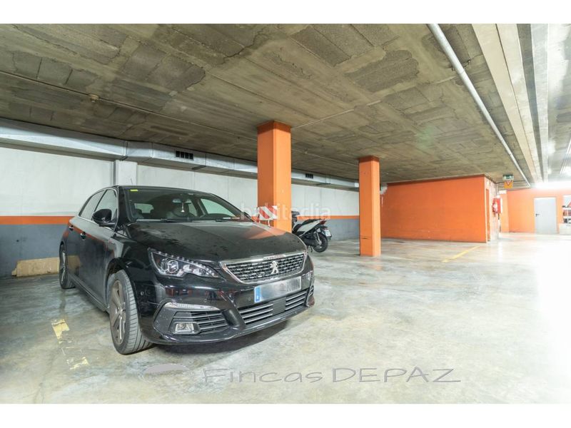 Foto f98b5a54-1145-4882-8795-b4a1f9856cc0. Àtic amb calefacció aparcament piscina a Centre Castelldefels