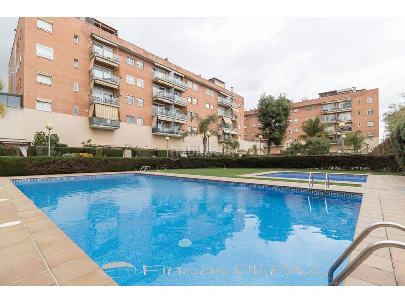Foto 340b559b-b240-4dc2-8d3e-1ad9ab654b24. Dachwohnung mit heizung parking pool in Centre Castelldefels