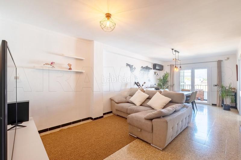 Foto a53005f3-270a-4070-8433-d6c03141fd46. Pis a port de Pollença Pollença