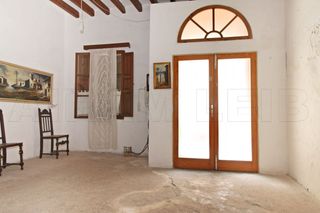 Casa in Sa Pobla. Casa con gran jardín y garaje privado en sa pobla