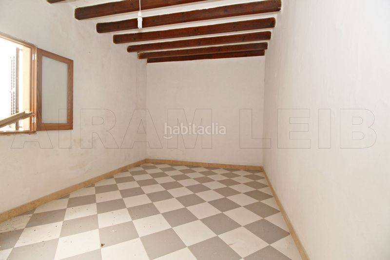Foto ed486a66-40bc-4f07-820e-3c23254fb49b. Casa amb aparcament a Sa Pobla