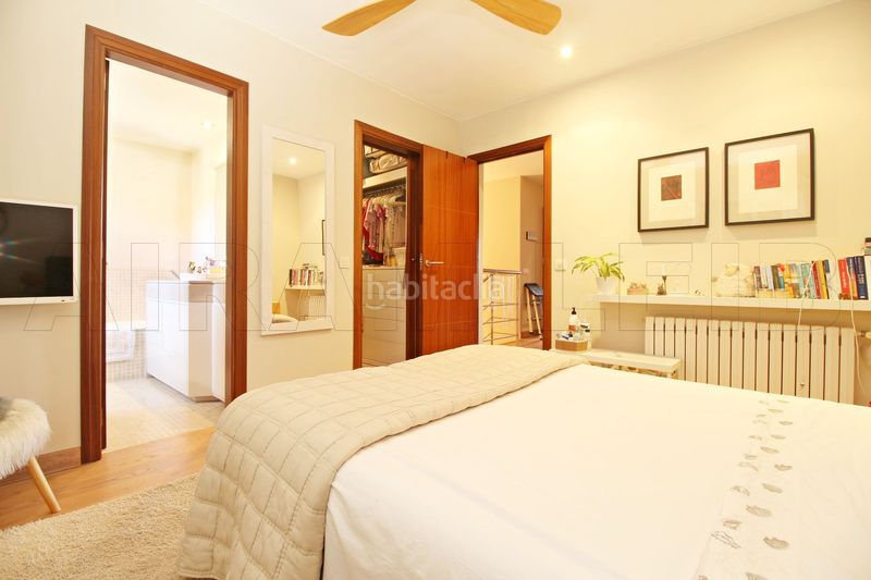 Foto f1c6cebd-a6ae-435b-8f3b-289bab9a87e4. Casa adossada amb calefacció aparcament a Búger