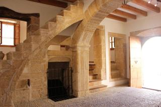 Masia a Ciutat dAlcdia. Casa con encanto en el casco antiguo de alcudia
