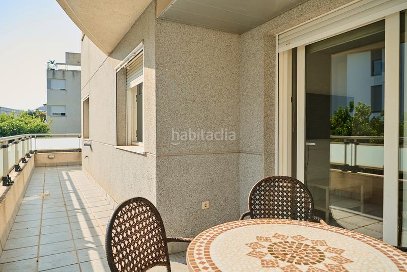 Foto 1be92982-0046-4653-8af0-aab313e1fb26. Piso  a pocos minutos del centro , y playas como playa d´en bossa y la playa del paseo de ses figueretes. en Ibiza