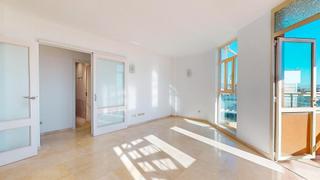 Lloguer Àtic  Jacint verdaguer. Ático de dos habitaciones con terraza en jacinto verdaguer