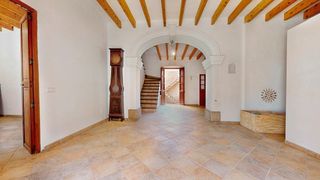 Casa a Sineu. Casa mallorquina con historia en el corazón de sineu