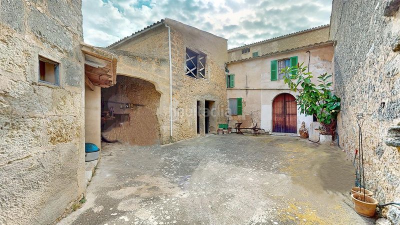 Foto 01898f45-c548-4ace-832e-68cd4555b827. Casa amb aparcament a Santa Eugènia