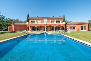 Chalet  Carrer poligono 8. Villa de 7 habitaciones en santanyí, portopetro