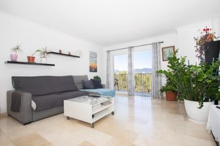 Appartamento  Gabriel alzamora. Amplio piso familiar con terraza, parking y trastero en son clad